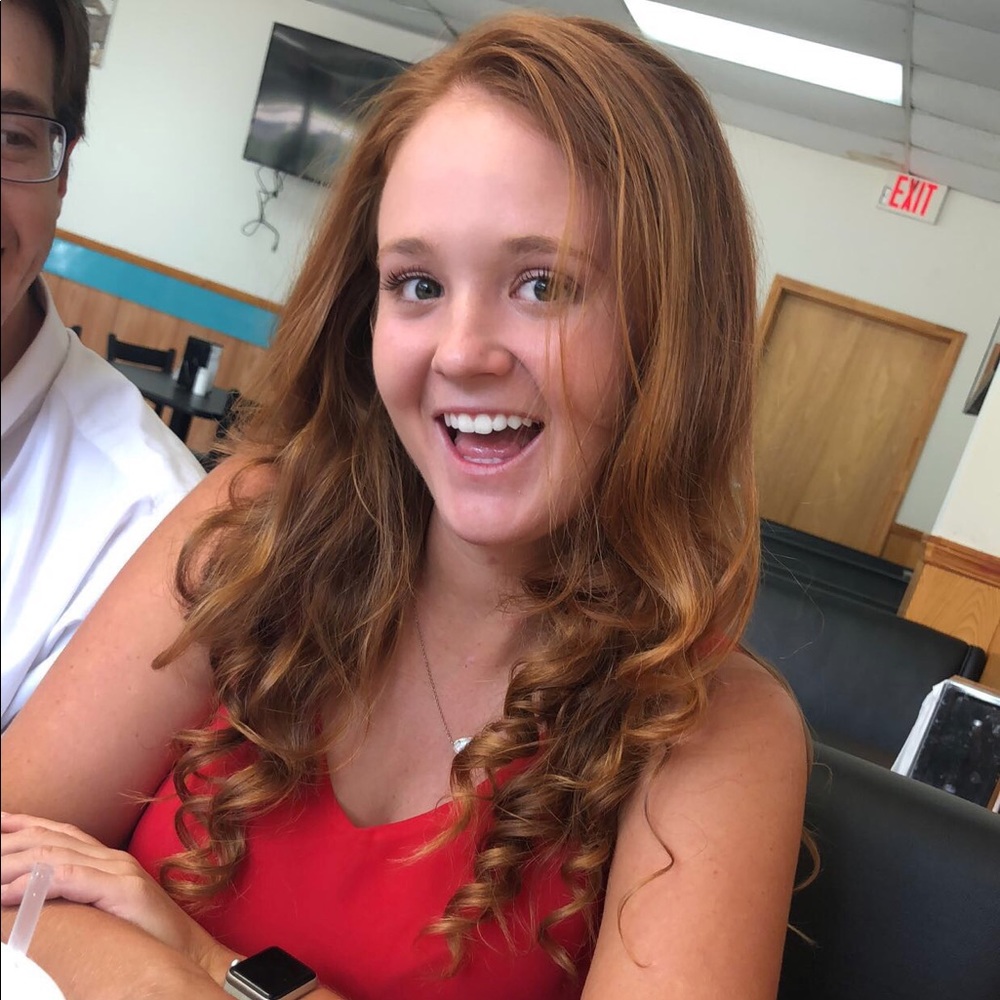 Meet your Posher, Jaelyn